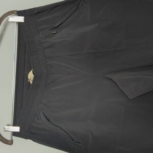 Duluth Trading women's pants. Women's size Medium pants. Windbreaker Joggers